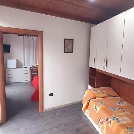 Casa Mango Homestay szállás Stresa
